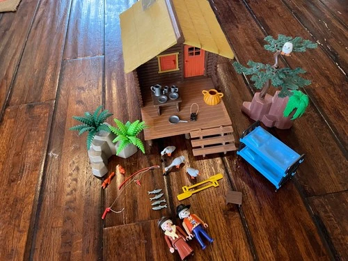 Vintage retired Playmobil log cabin house 3826 set fishing
