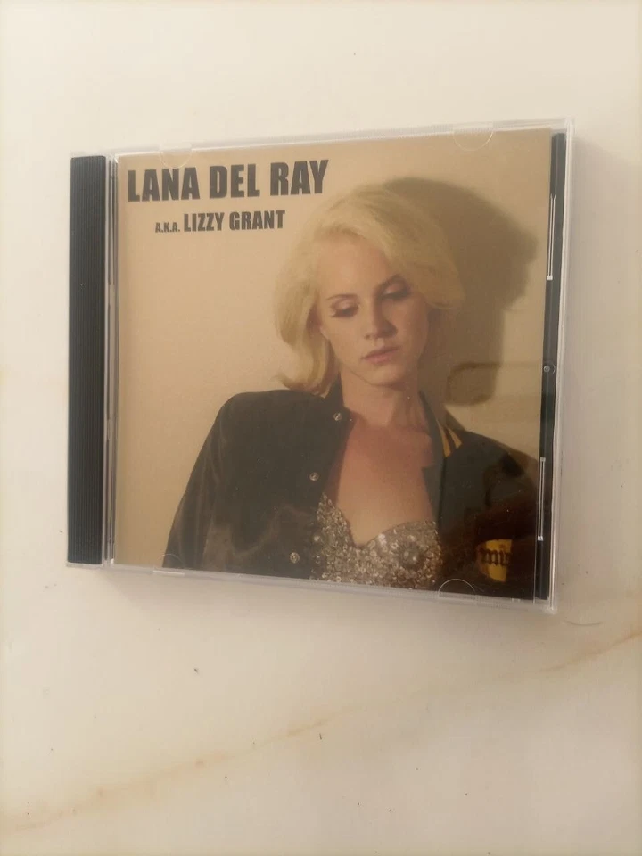 Lana Del Rey - Lana Del Rey A.K.A. Lizzy Grant Album 2010 CD
