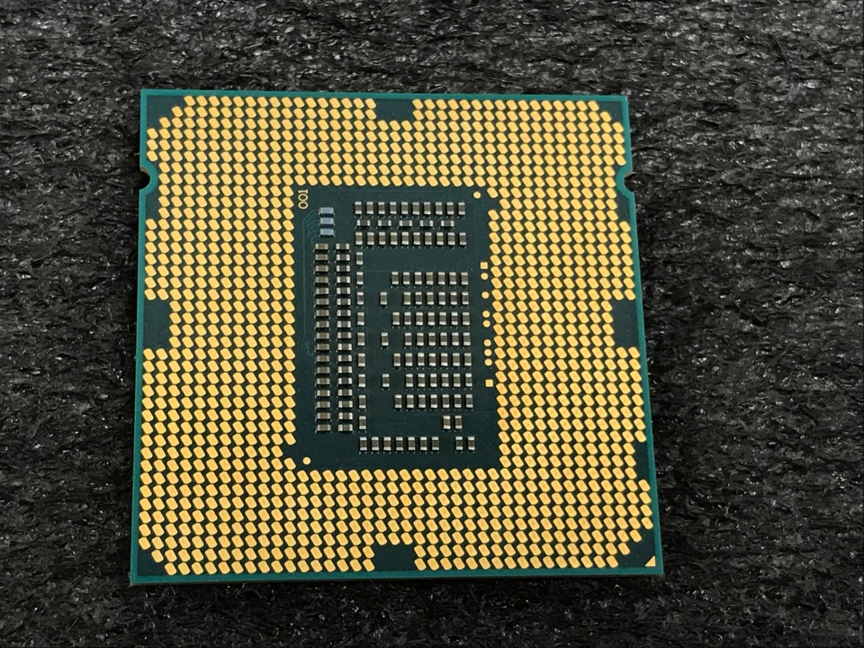 Procesador CPU Intel Core i7-3770 3,4 GHz cuatro núcleos SR0PK LGA1155 - CPU4 Foto 3 de 4