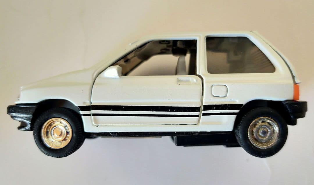 起亜 プライド (フォード フェスティバル)ミニカー Kia Pride Ford Festiva 1/35 Minicar 1989 Korea Vintage Japan