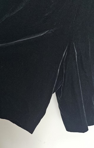 Vintage Black Velvet Shorts Womens Sz 12 High Waist USA Made Talbots Rayon Silk - Picture 4 of 13