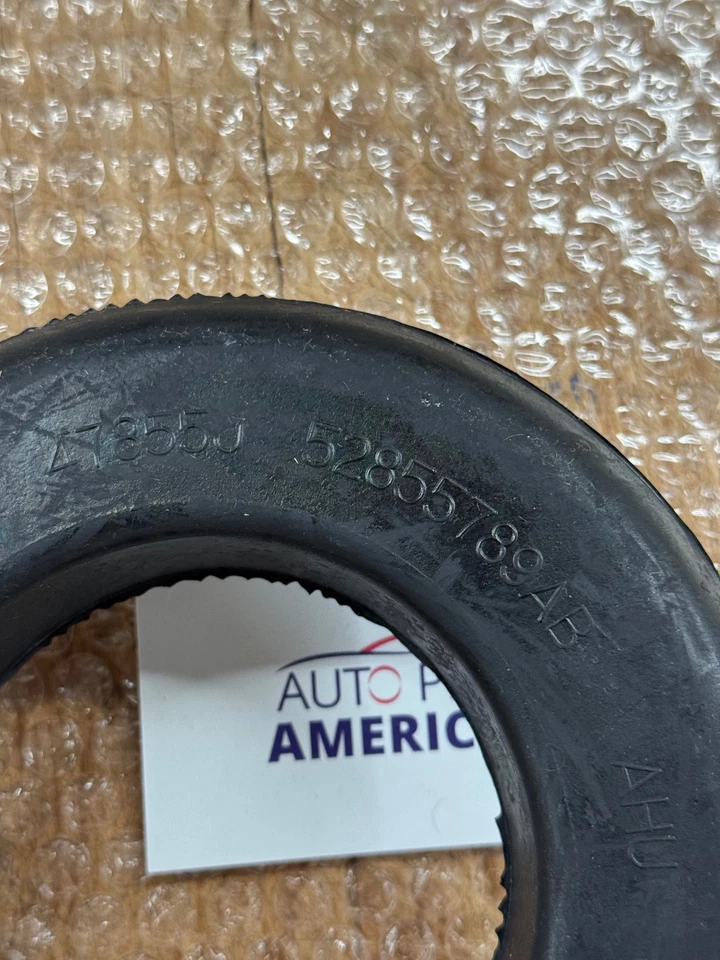 COIL 弹簧隔离器后盖 2009 - 2024 道奇 RAM 1500 原始设备制造商 MOPAR 52855789AB — 第 2/4 张图片