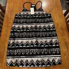 NWT Hot & Delicious Women’s Large Black w/ Gold/Silver Sequins Lined Mini Dress