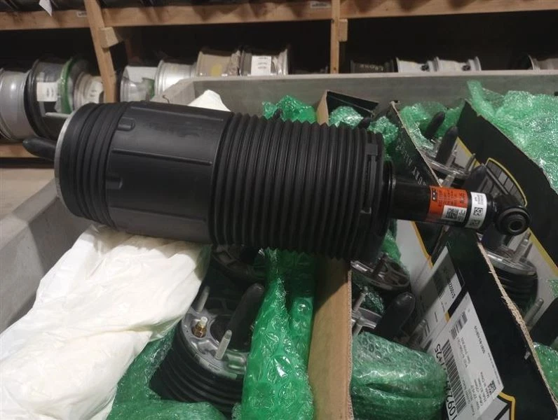 Suspensión neumática de puntal trasero 84741585 para 21-22 GMC Yukon 2679882 Foto 4 de 4