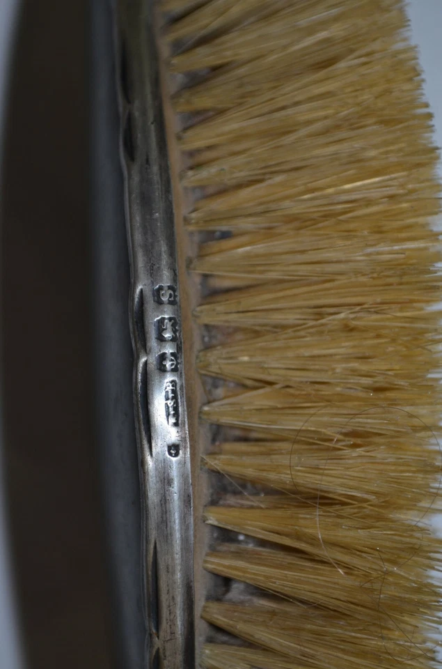 Ancienne Brosse à Cheveux Écaille et Argent XIX ème Angleterre - Photo 4/4