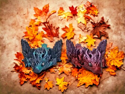 Celestial Dragon: 3D Printed Lunar Marvel with Mesmerizing Color-Changing Effect