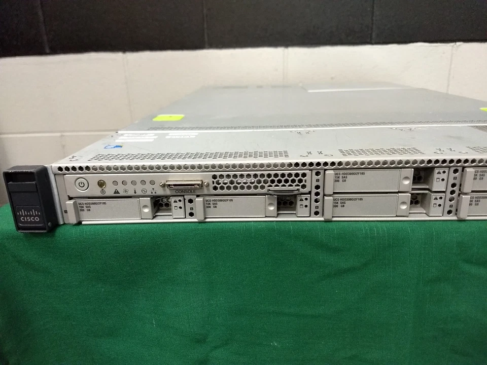 Cisco UCS C220 M3 2x Intel Xeon E5-2643 3.30 GHz 64 GB RAM UCSC-C220-M3S - Image 3 of 4