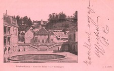 Old postcard 71 - Bourbon-Lancy (S. et L.) - Cour des Bains - Le Tourniquet