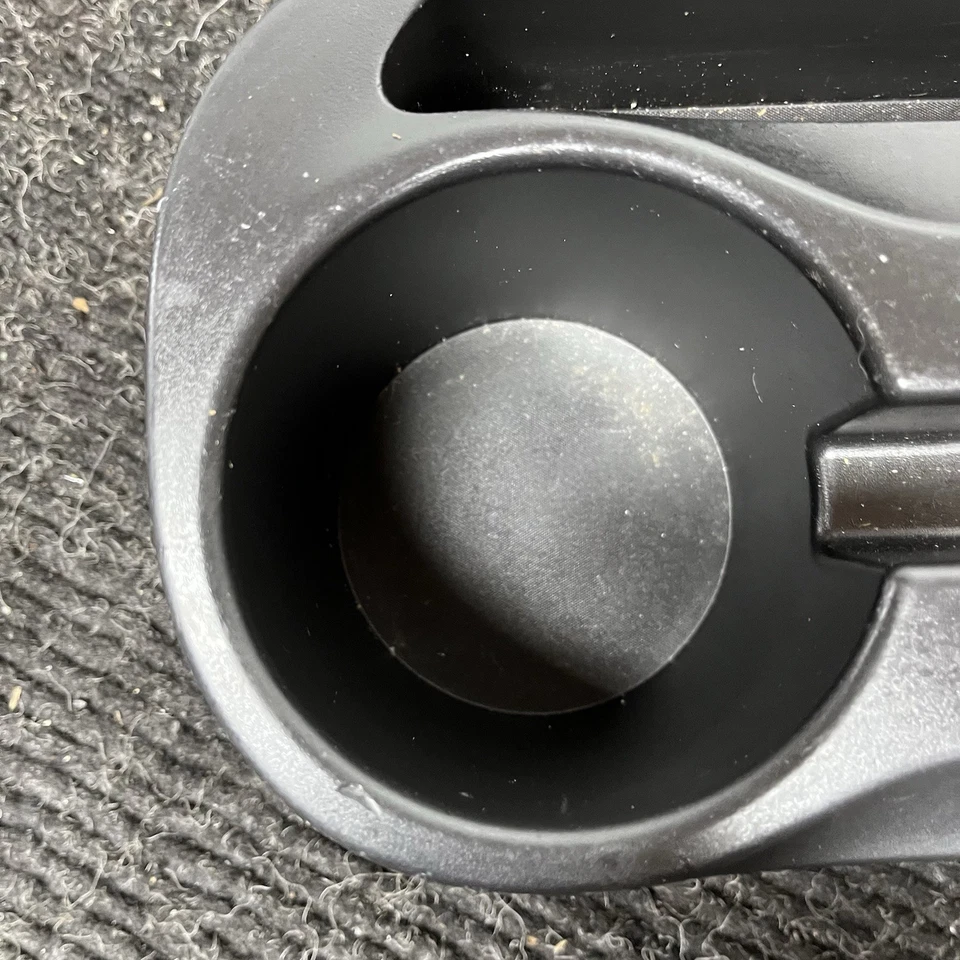 ☑️OEM Toyota SU003-03208 FR-S / 86 Consola Central Portavasos Inserto Pieza Original Foto 3 de 4