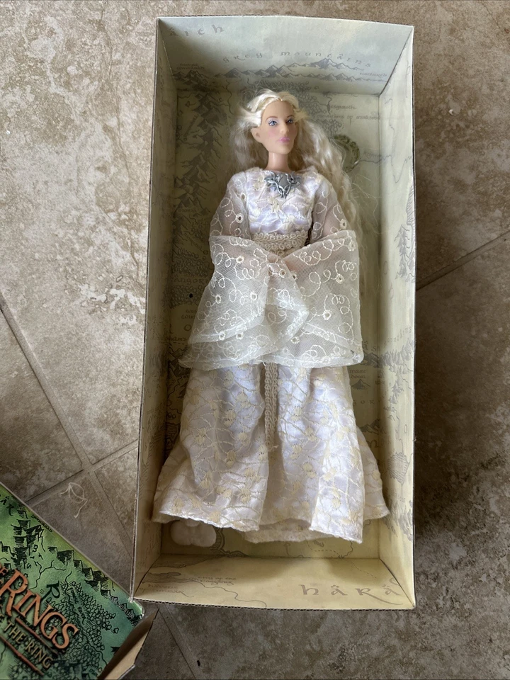 "El Señor de los Anillos Galadriel 12"" Muñeca Serie Coleccionista Figura 2002 Posable Extremidades" Foto 2 de 4