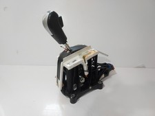 2005 Mercury Mariner Automatic Transmission Floor Gear Shifter Knob Assembly 2005 Mercury Mariner Automatic Transmission Floor Gear Shifter Knob Assembly