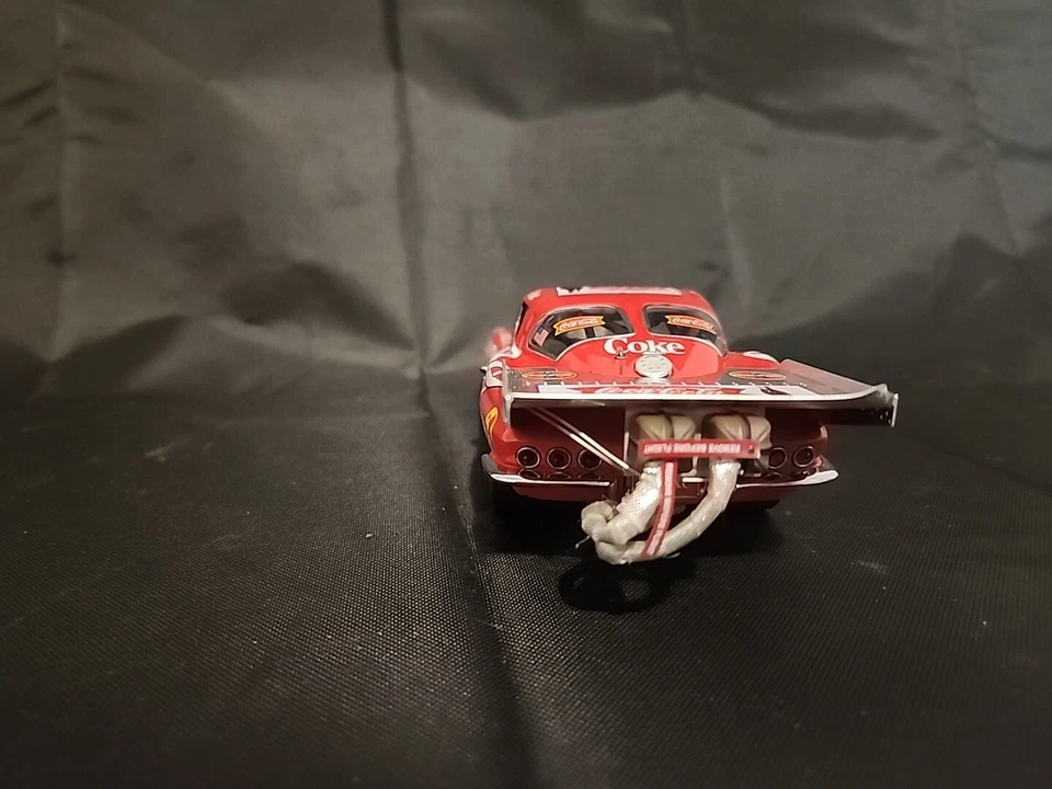 Danbury Mint 1963 "Coca Cola" Pro Mod Corvette 1:24  No Box/paperwork - Image 2 of 4