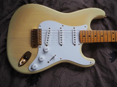 Fender Japan ST57 ホワイト 1976-1977 Fender Japan ST57G-TX Limited Edition Musical Instruments