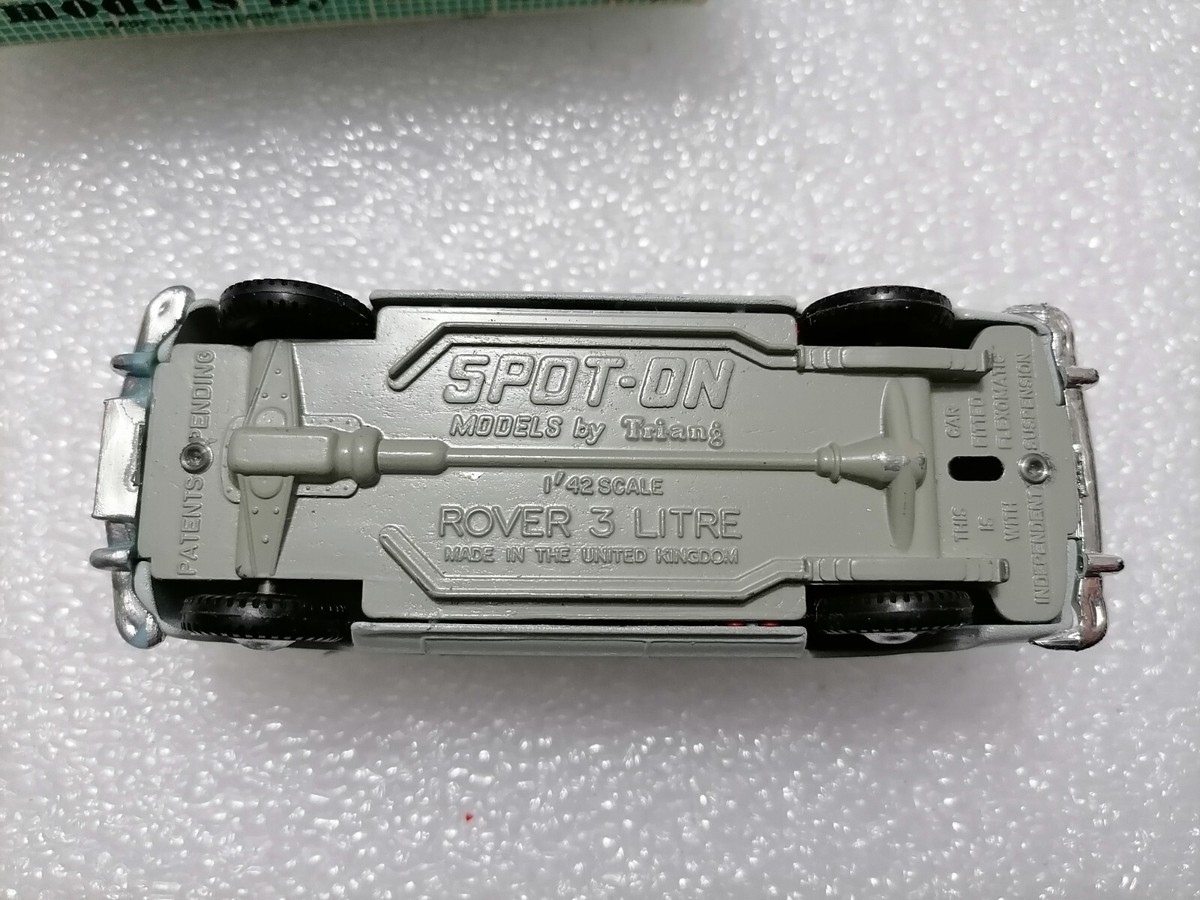 ROVER 3 litre - Vintage Spot-On 157 , Made in United Kingdom 1961