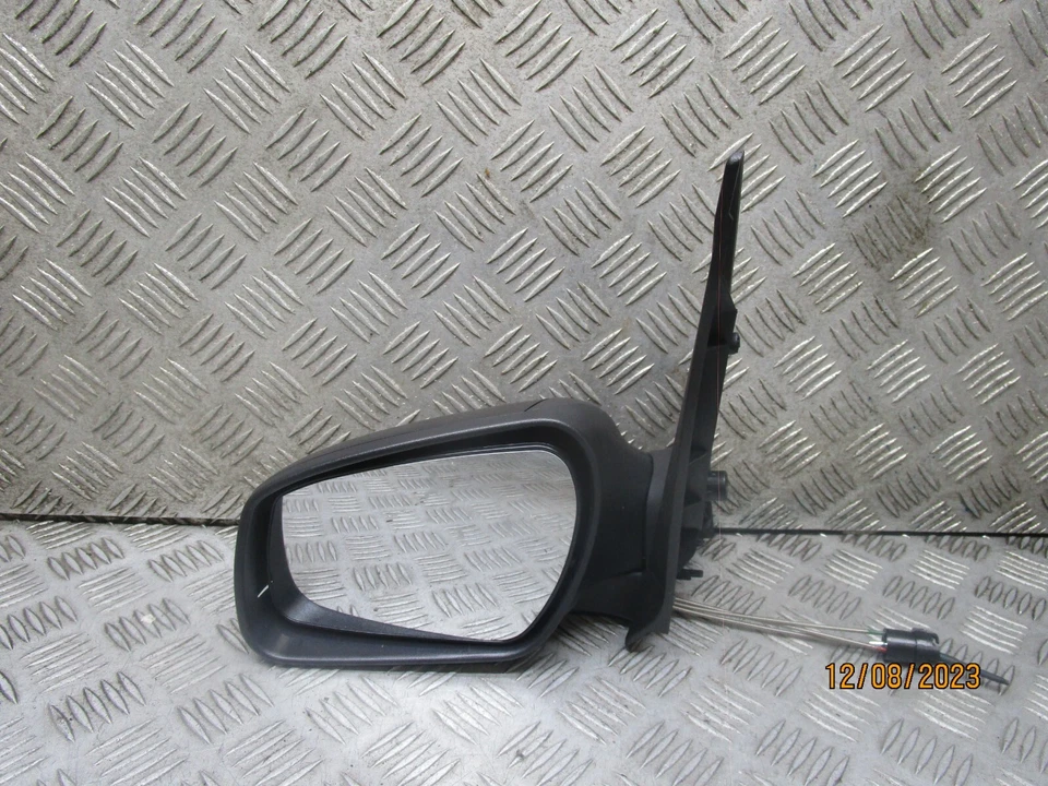 Ford Fiesta 2006 5 puertas espejo retrovisor manual nuevo - no OEM Foto 2 de 4