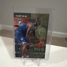 1995-96 Fleer Firm Foundation Kevin Garnett Timberwolves Rookie Card #335. rookie card picture