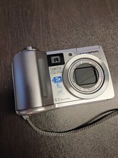 Olympus CAMEDIA C-5500 Sport Zoom 5.3 MP Digital Camera - Silver Tested Works