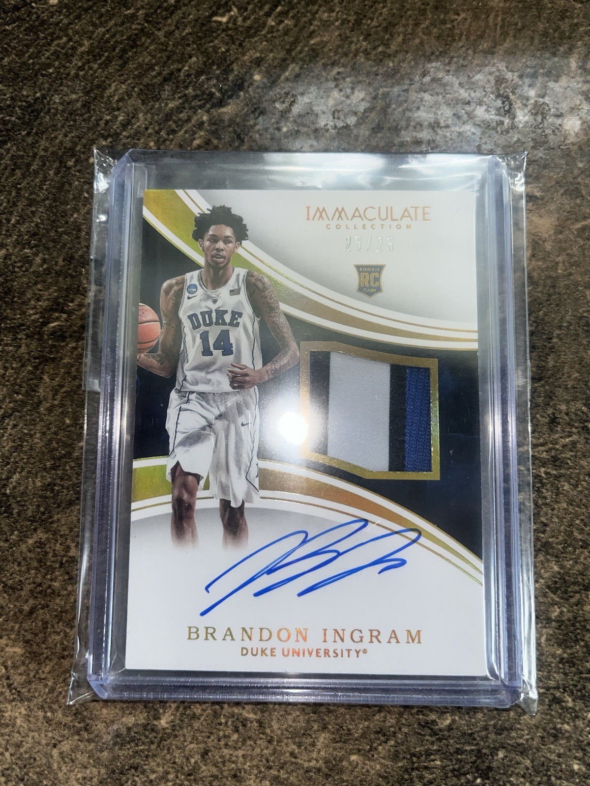 2016 Panini Immaculate Collection Brandon Ingram Gold Rookie Patch Auto /25