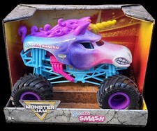 Monster Jam SPARKLE SMASH - Metal Vehicle 1:24 TRUCK Unicorn SERIES 26 Car