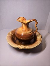 D-1    Vintage Royal Haeger  Pitcher With Was...