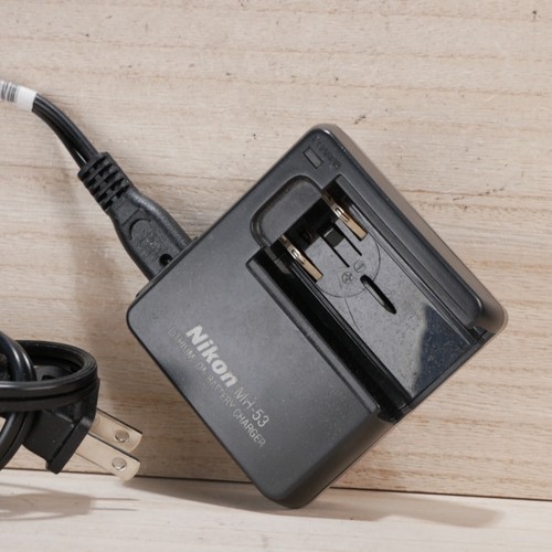 Nikon MH-53 Lithium Ion Camera Battery Charger for EN-EL1 Battery *FREE SHIP*