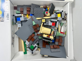 LEGO Harry Potter Hogwarts (3862) Missing Parts and Incomplete Use for Parts! 