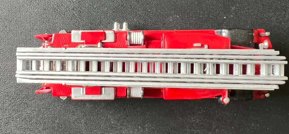 Matchbox Models of Yesteryears Fire Engine Series 1932 Ladder Truck "Mint" - Image 4 of 4