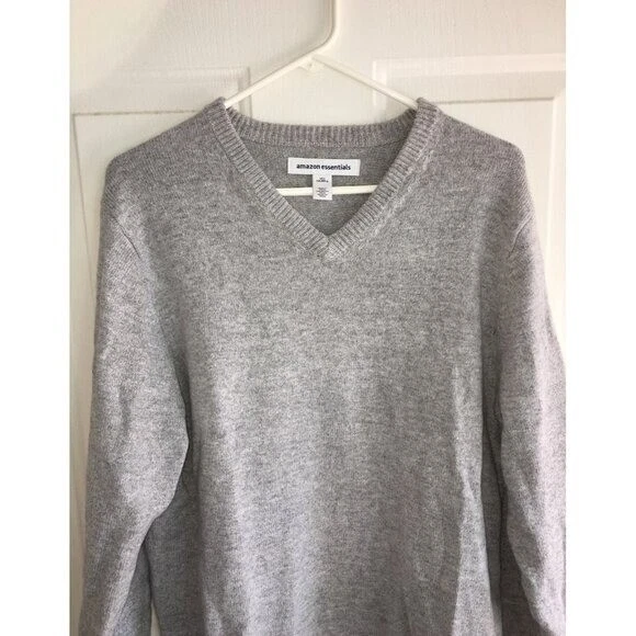 New Mens Gray V-Neck Sweater Wool Cotton Nylon Light Heather Gray Size Large - Image 2 of 4