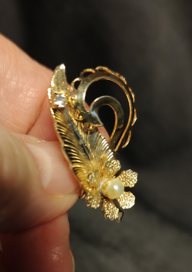 Dainty Gold Tone Flower with Pearl Center, Leaf with Rhinestone Clip on Earrings