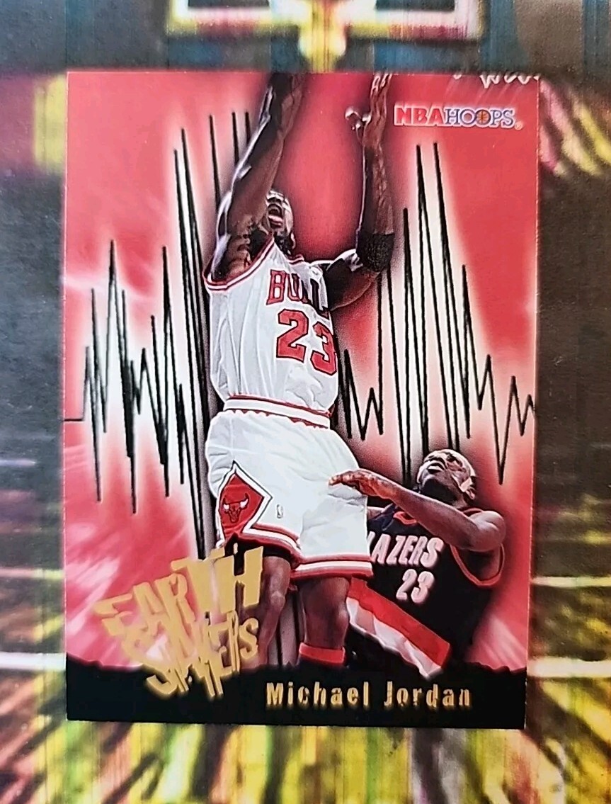 1995-96 NBA Hoops Michael Jordan Earth Shakers #358 Chicago GOAT