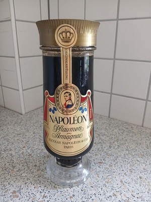 NAPOLEON PFLAUMEN IN ARMAGNAC 0,7L/ 16%vol PARIS ORIGINALABFŮLLUNG