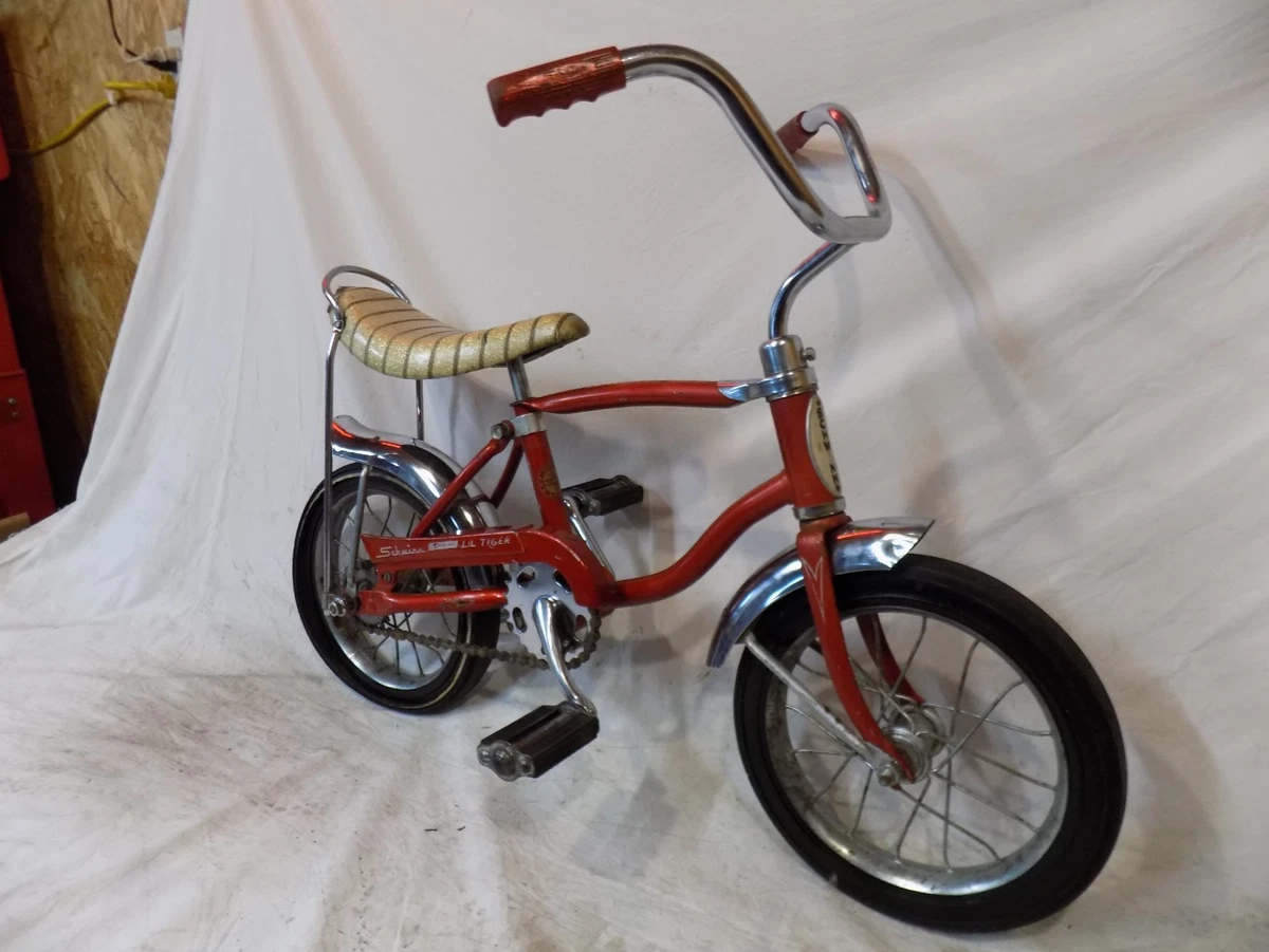 Vintage Schwinn Stingray Bike In Collectible Complete Bikes for