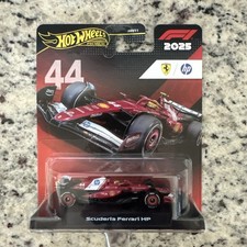        Hot Wheels Premium F1 Ferrari Scuderia HP 44 Lewis Hamilton      