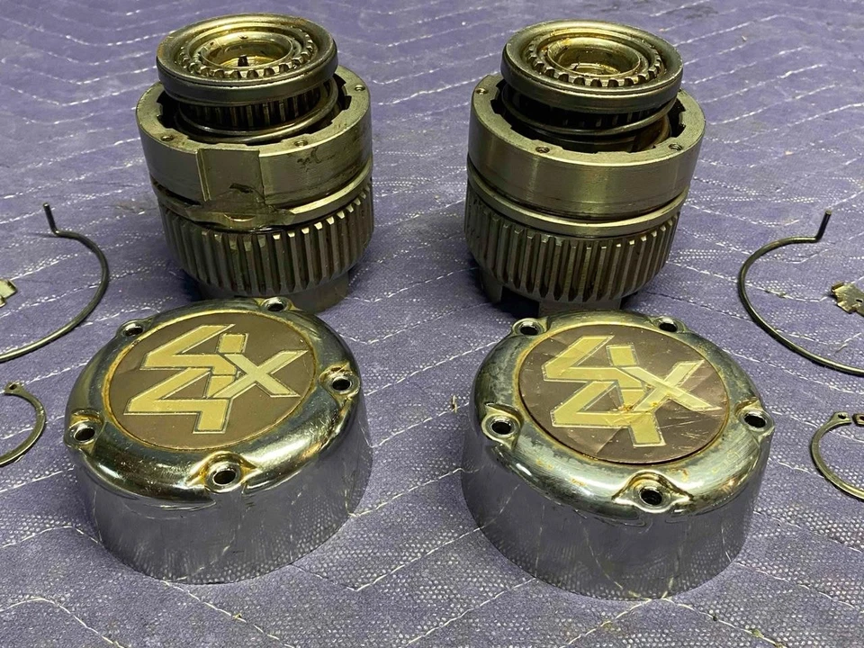 73-87 Chevy GMC 4wd Truck AUTOMATIC LOCKING HUBS OEM Square Body 73-91 K5 Blazer - Image 2 of 4