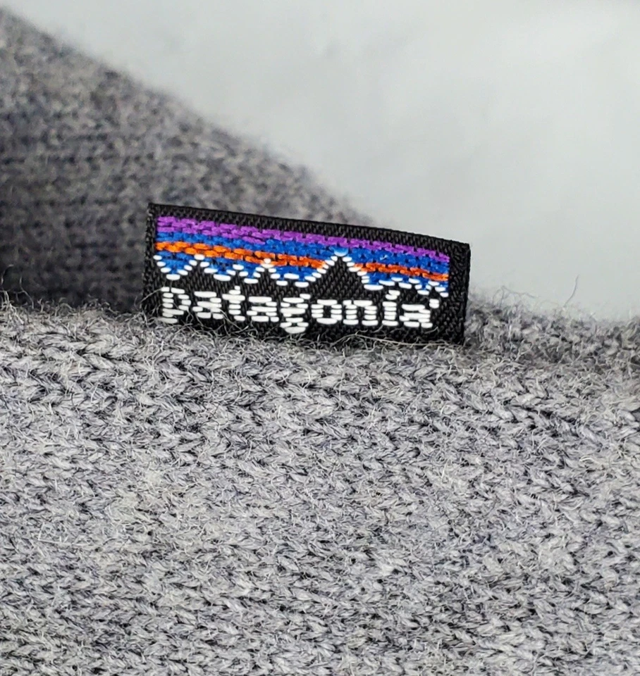 Patagonia Mens Grey LambsWool 1/4 Zip Blended Sweater Pullover - Size M - EUC - Image 2 of 4