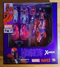 Mafex Marvel Magneto (Comic Version)