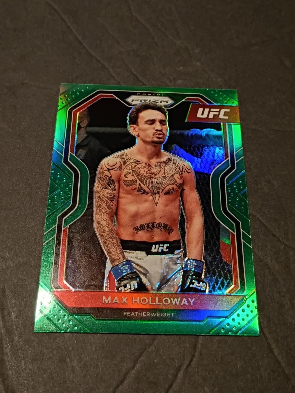 2021 Panini Prizm UFC Green #77 Max Holloway 