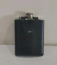 Stainless Steel 7 Ounce Flask with Leather Case