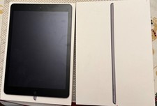 Apple iPad Air 1st Generation Wi-Fi for parts only bundle