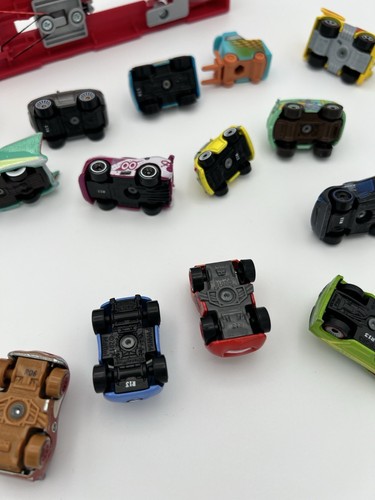 Disney Pixar Cars Lightning McQueen, Sally, Chick Hicks, 15 Die Cast, 2 Kunststoff - Bild 7 von 9
