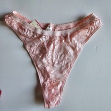 90's VTG NWT VICTORIA'S SECRET Lace Thong Panties Heart Label Sz M Pink