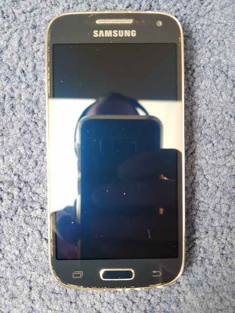 Samsung Galaxy S4 mini GT-I9190 - 8GB - Black Mist Smartphone (O2 Network) Samsung Galaxy S4 mini GT-I9190 - 8GB - Black Mist Smartphone (O2 Network)