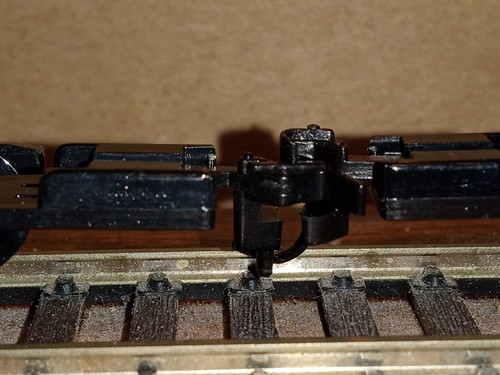 MAGIC MATE HO UNIVERSAL COUPLERS, 8 PER PACK BY IHC NEW # 19001 DOES 4 CARS - Picture 12 of 17