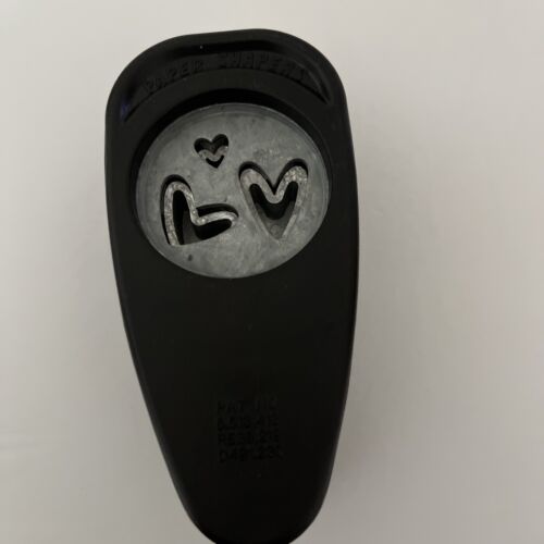 Stampin' UP! THREE HEART PUNCH WHALE TAIL PAPER SHAPERS - Picture 3 of 3