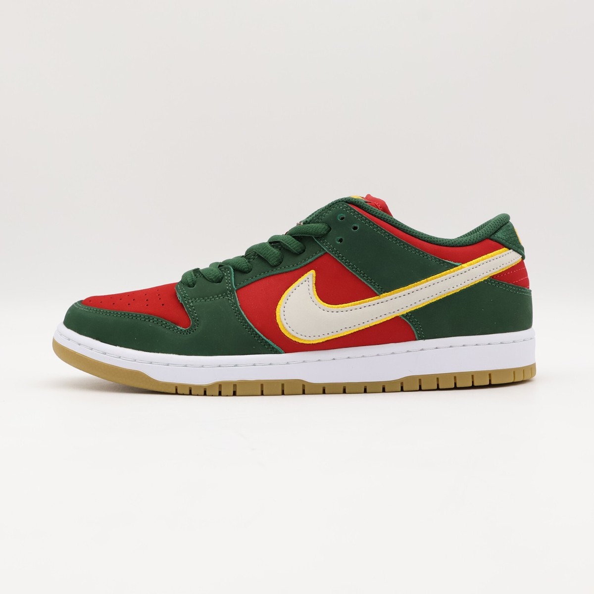 FZ1287-300 Nike SB Dunk Low PRM Seattle Supersonics Fir and FZ1287-300 Nike SB Dunk Low PRM Seattle Supersonics Fir and