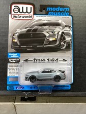 1/64 AUTO WORLD MODERN MUSCLE 2021 FORD SHELBY MUSTANG GT 500 ICONIC SILVER