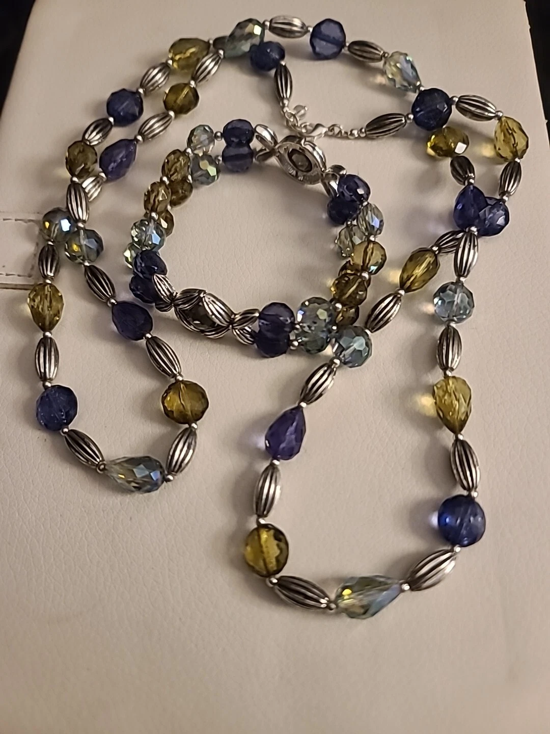 VETEMENTS Collana di perline multicolore e bracciale abbinato