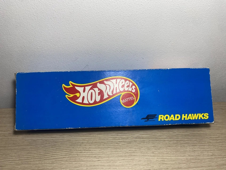 hot wheels Mattel Road Hawks Camion Mercedes 1/43 Cisterna SHELL ANNI 80 - Immagine 2 di 4