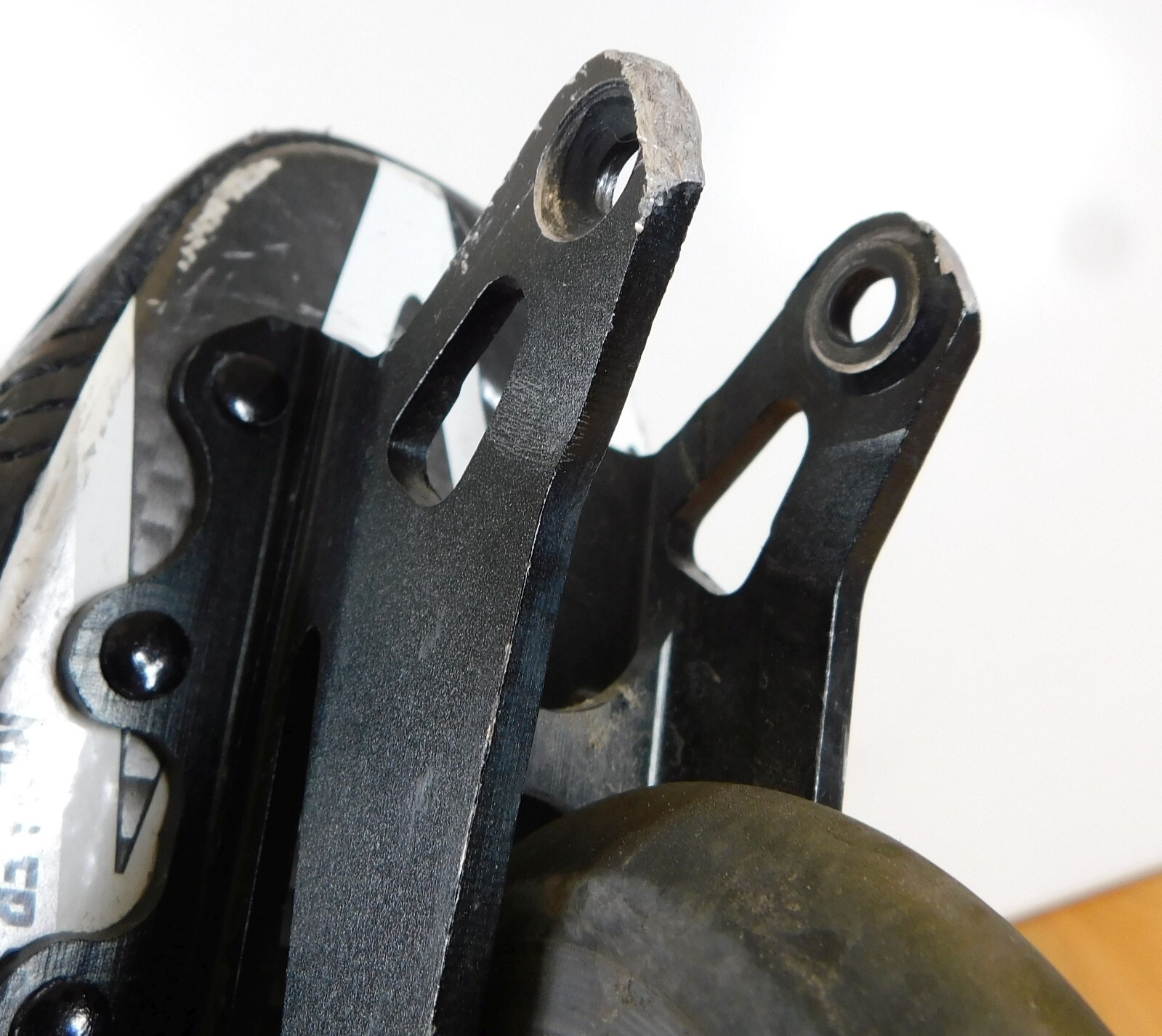 MISSION INHALER DS3 Mens 8 Inline Roller Hockey Skates eBay