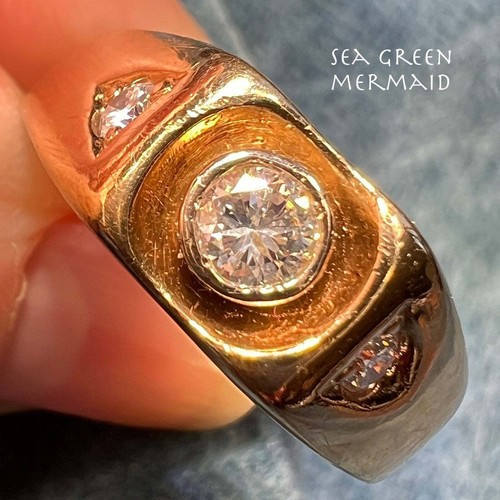 Bague large en or jaune 14 carats sertie d'une lunette et diamants taille rose *vidéo*